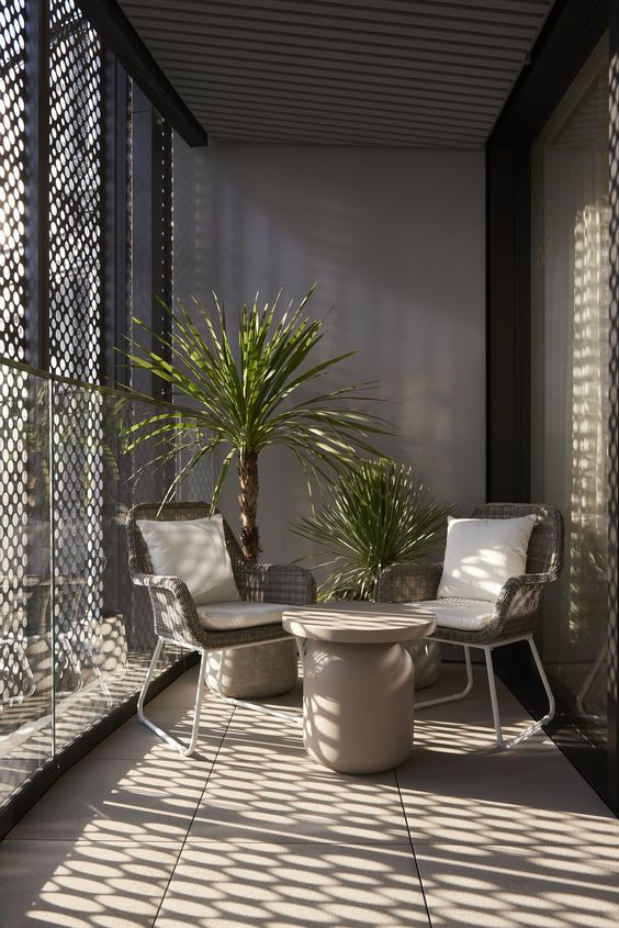 Ý tưởng trang trí ban công chung cư vừa đẹp vừa an toàn ảnh 2