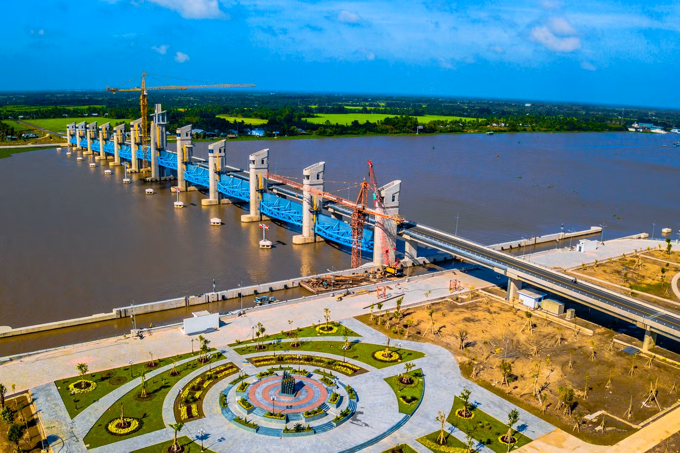 Hệ thống thủy lợi Cái Lớn - Cái Bé được đánh giá là siêu cống lớn nhất Việt Nam Hệ thống thủy lợi Cái Lớn - Cái Bé được đánh giá là siêu cống lớn nhất Việt Nam