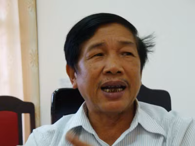 Nhà văn Khuất Quang Thụy