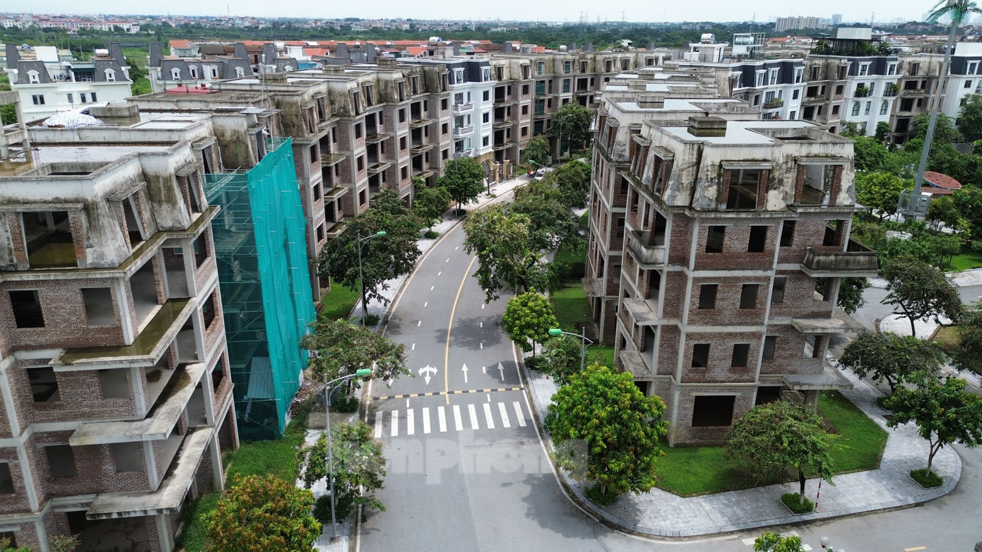 Hiện nay, đã có một số căn biệt thự, liền kề đã có người ở. Tuy nhiên, phần lớn các căn biệt thự, liền kề trong dự án vẫn đang bỏ hoang, chưa hoàn thiện.