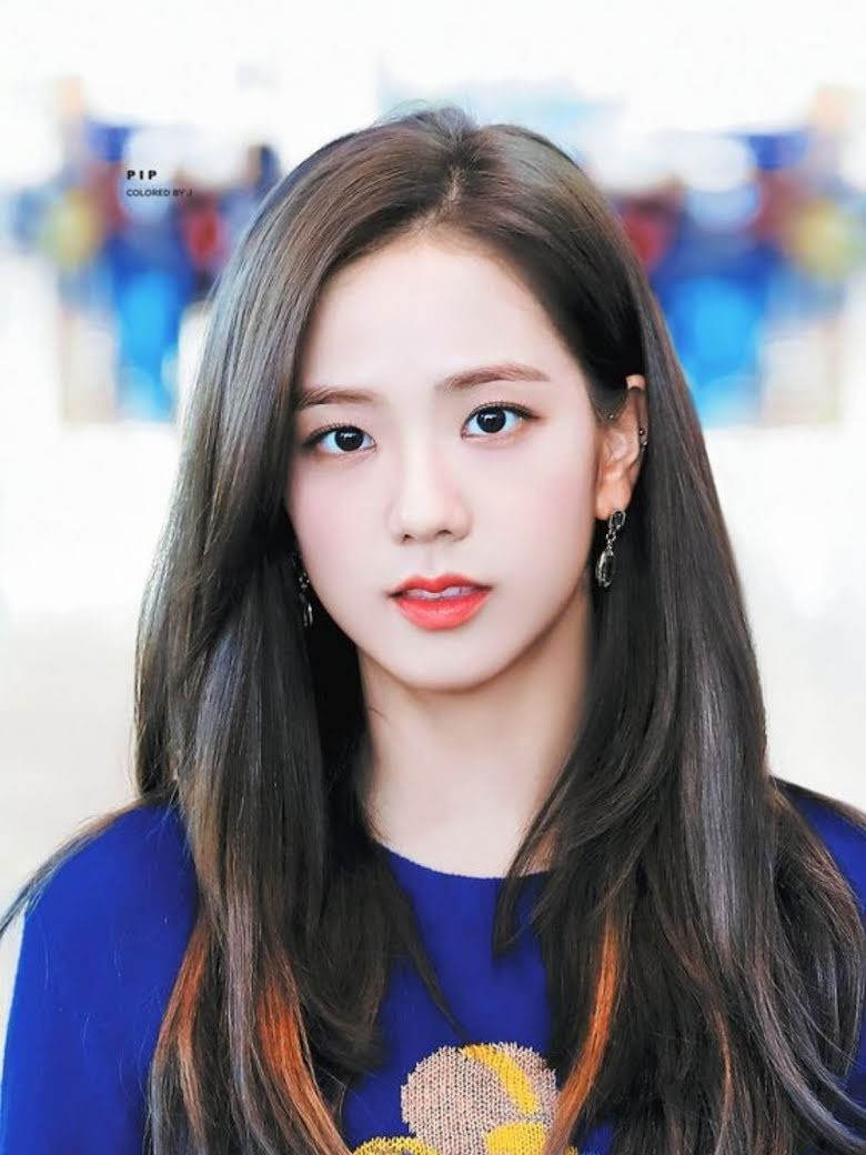 3. Jisoo (BlackPink) đảm nhận vị trí hát chính và visual (hình ảnh) của BlackPink. Idol sinh năm 1995 cũng lấn sân thành công với tư cách diễn viên trong Snowdrop (2021-2022).