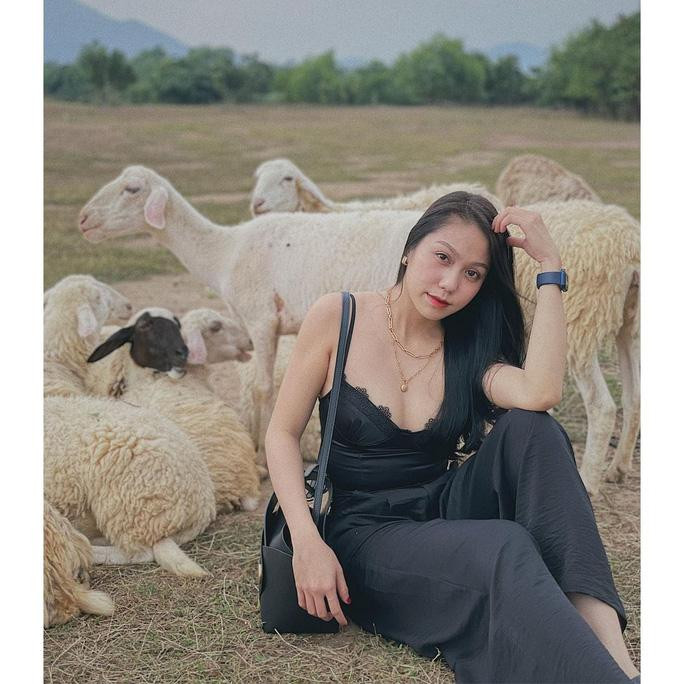 Võ Nguyễn Quỳnh Trang Võ Nguyễn Quỳnh Trang