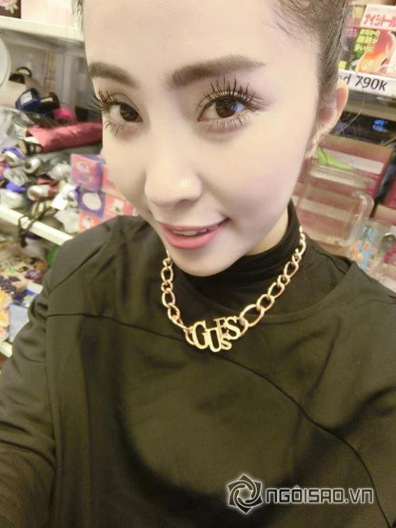 Quỳnh Nga hoảng loạn khi bị kẹt trong thang máy ảnh 6