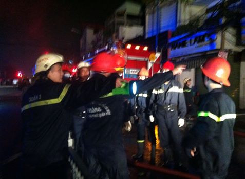 Cháy dữ dội ở trung tâm TP.HCM ảnh 18