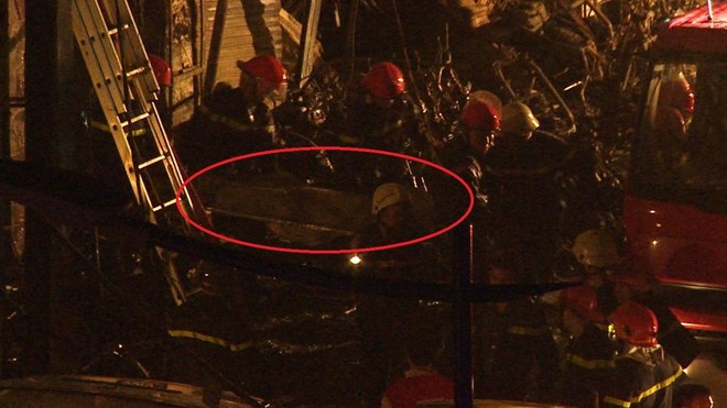 Cháy dữ dội ở trung tâm TP.HCM ảnh 1