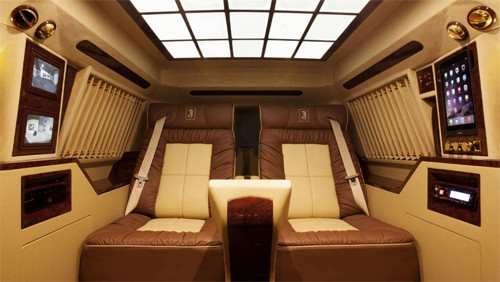 Cadillac Escalade thành rạp hát siêu sang ảnh 3