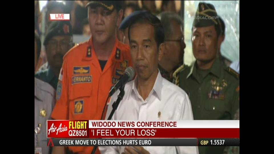 [LIVE] Phát hiện thân máy bay QZ8501 dưới đáy biển ảnh 41