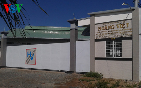 Giám đốc công ty vác dao truy sát dân tố gây ô nhiễm ảnh 1