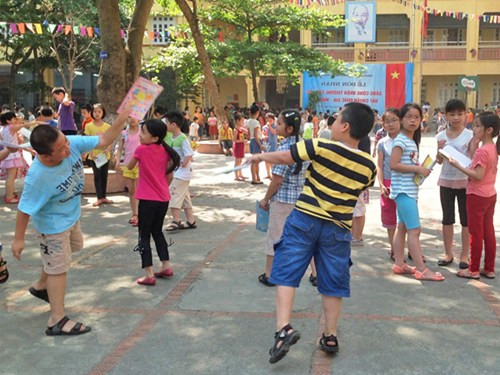 Lí do trường chuẩn rớt hạng ảnh 1 Nhiều trường chuẩn quốc gia phải đối mặt với sức ép sĩ số học sinh gia tăng