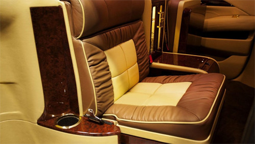 Cadillac Escalade thành rạp hát siêu sang ảnh 4