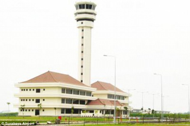 [LIVE] Tạm dừng tìm kiếm máy bay AirAsia do trời tối ảnh 39