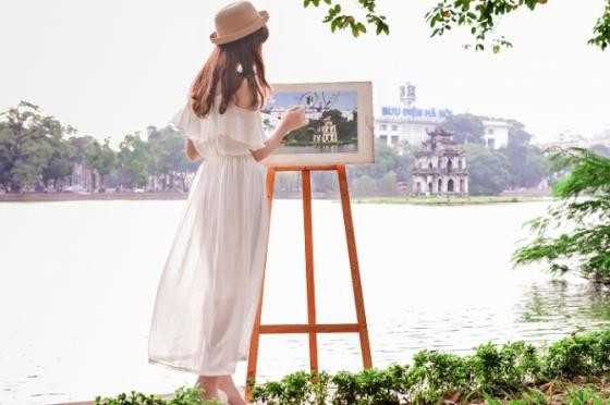 Chia sẻ của chủ nhân bộ ảnh “Thiếu nữ vẽ Hà Nội gây sốt mạng“ ảnh 1 Chia sẻ của chủ nhân bộ ảnh “Thiếu nữ vẽ Hà Nội gây sốt mạng“ ảnh 1