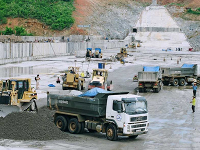 Công trình thủy điện Sê San 4 khi còn đang thi công 