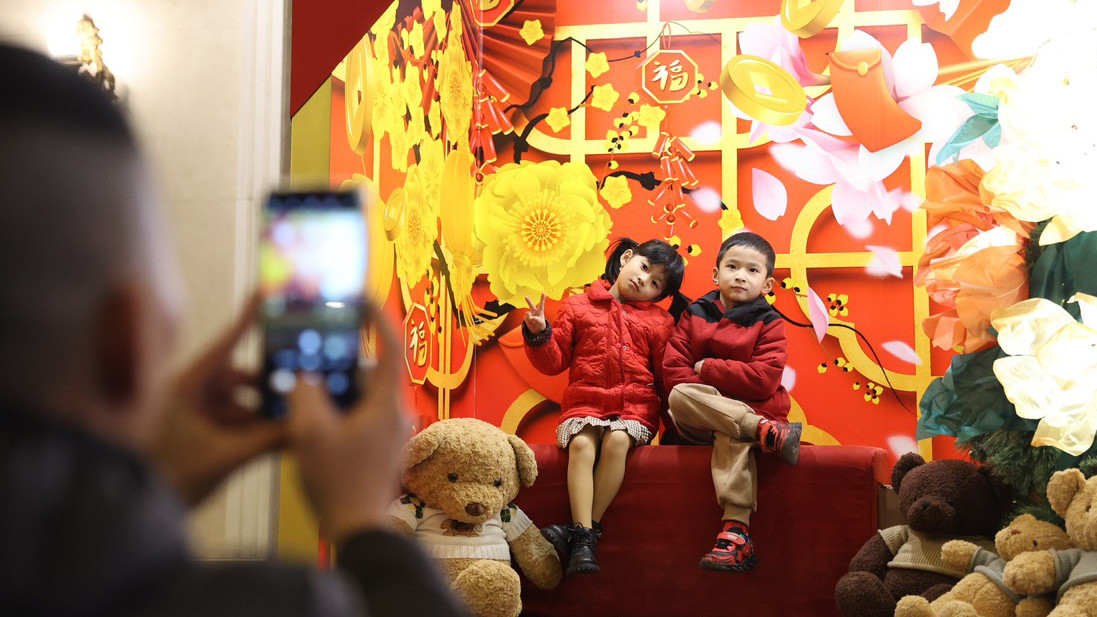 Pháo hoa rực sáng trên bầu trời chào năm mới Giáp Thìn 2024 ảnh 72 Pháo hoa rực sáng trên bầu trời chào năm mới Giáp Thìn 2024 ảnh 72