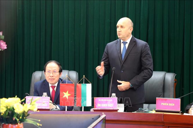 Tổng thống Cộng hòa Bulgaria Rumen Radev phát biểu tại buổi làm việc với lãnh đạo chủ chốt thành phố Hải Phòng. Ảnh: Hoàng Ngọc/TTXVN Tổng thống Cộng hòa Bulgaria Rumen Radev phát biểu tại buổi làm việc với lãnh đạo chủ chốt thành phố Hải Phòng. Ảnh: Hoàng Ngọc/TTXVN