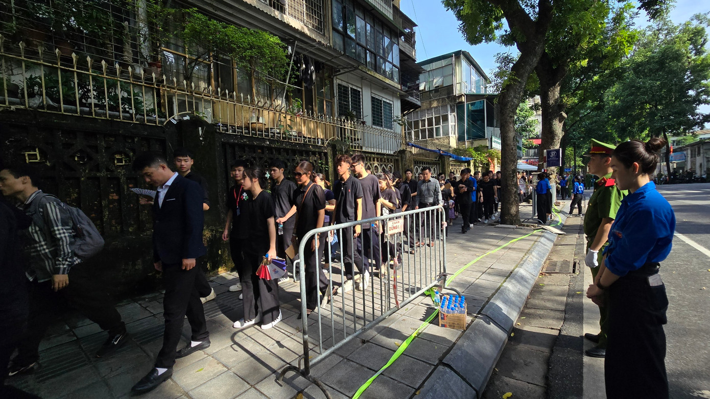 Trực tiếp Lễ viếng Tổng Bí thư Nguyễn Phú Trọng ngày 26/7 ảnh 21