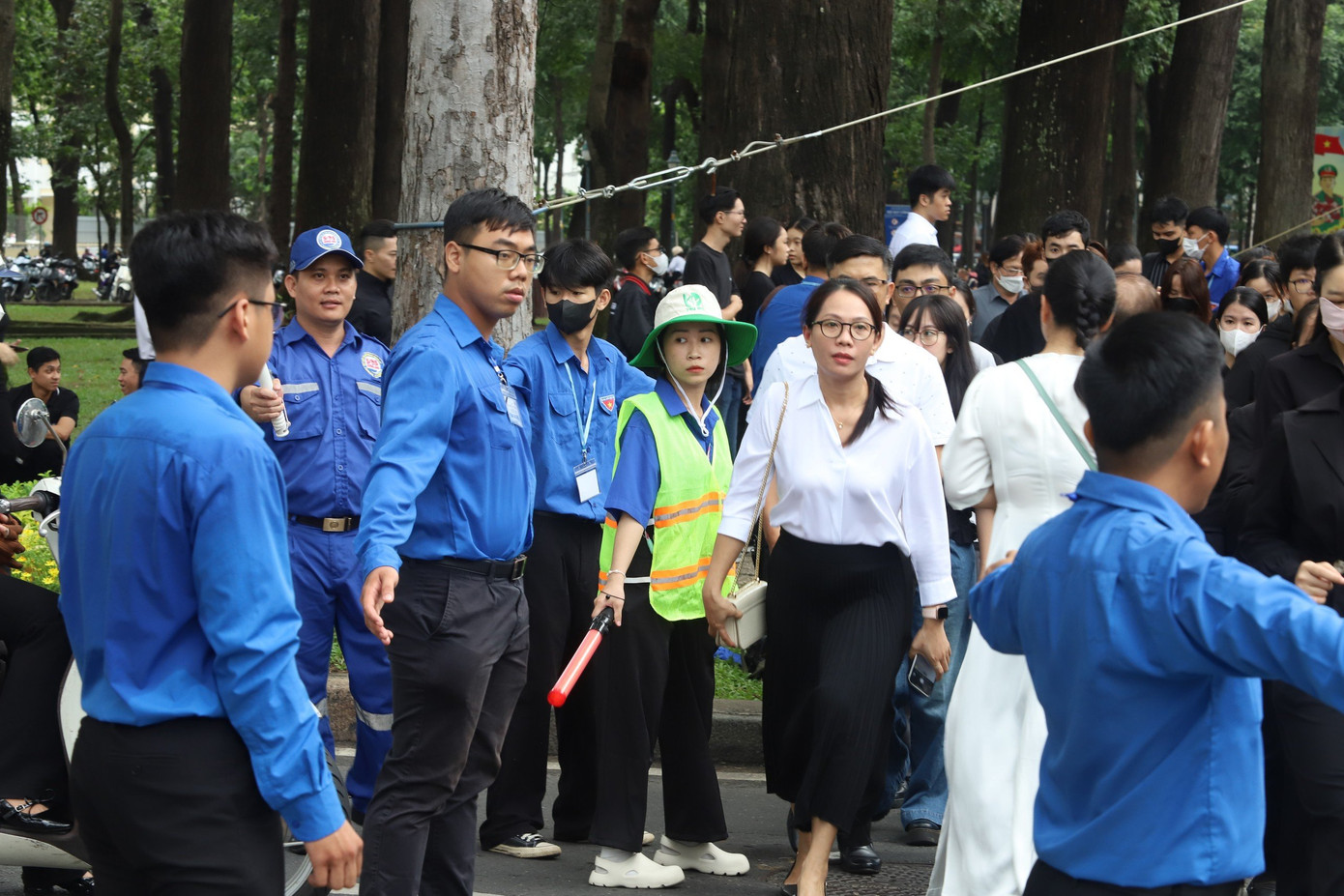 Trực tiếp Lễ viếng Tổng Bí thư Nguyễn Phú Trọng ngày 26/7 ảnh 26