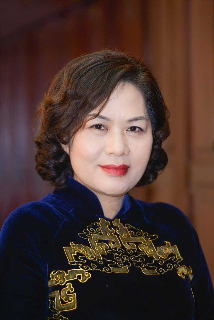 Bà Nguyễn Thị Hồng
