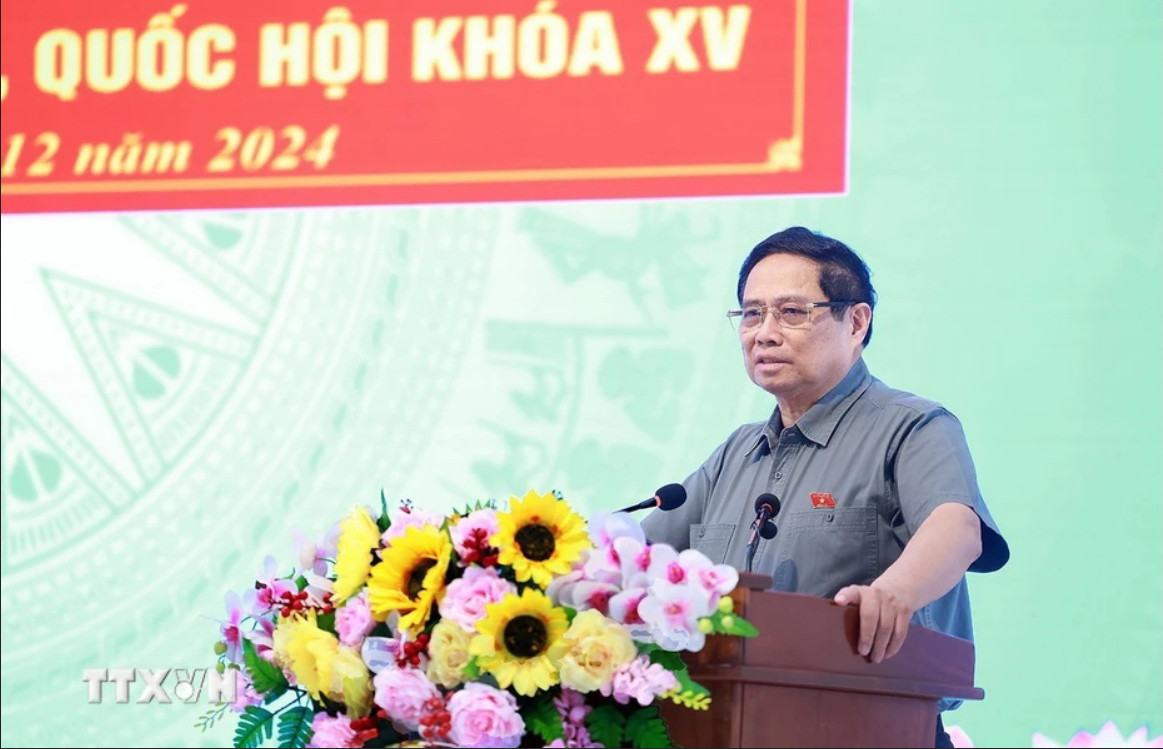 Thủ tướng Phạm Minh Chính phát biểu tại buổi tiếp xúc cử tri huyện Cờ Đỏ, thành phố Cần Thơ.