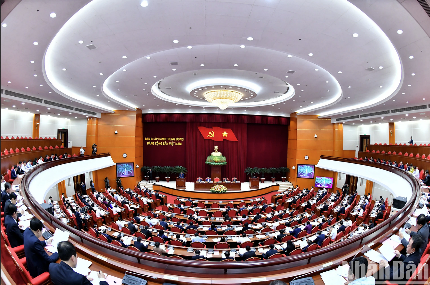 Quang cảnh Hội nghị Ban Chấp hành Trung ương Đảng khóa XIII khai mạc tại thủ đô Hà Nội.