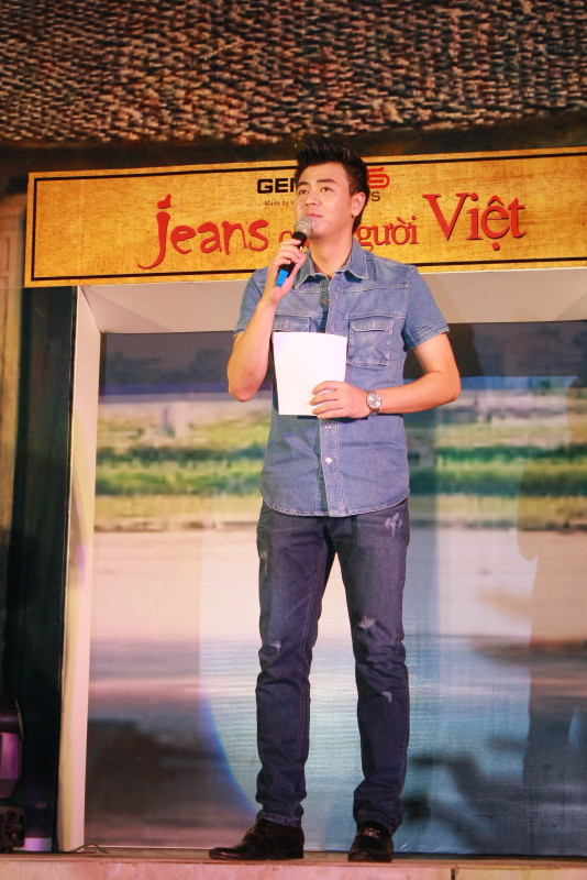 Tuấn Tú đảm nhận vai trò MC của chương trình