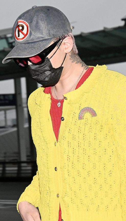 Dây chuyền kim cương hoa cúc được niêm yết với giá 11K USD (hơn 280 triệu VNĐ). Dây chuyền kim cương hoa cúc được niêm yết với giá 11K USD (hơn 280 triệu VNĐ).