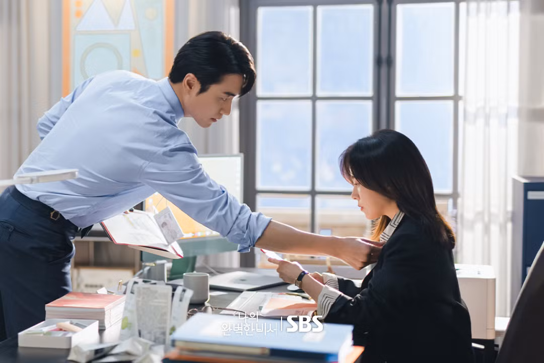 Chẳng cần người nam phải mạnh mẽ cứng rắn, người nữ phải yểu điệu nhẹ nhàng, tình yêu trong Love Scout là sự đối lập nhưng sở hữu tính đồng điệu tuyệt đối giữa hai tâm hồn. Chẳng cần người nam phải mạnh mẽ cứng rắn, người nữ phải yểu điệu nhẹ nhàng, tình yêu trong Love Scout là sự đối lập nhưng sở hữu tính đồng điệu tuyệt đối giữa hai tâm hồn.