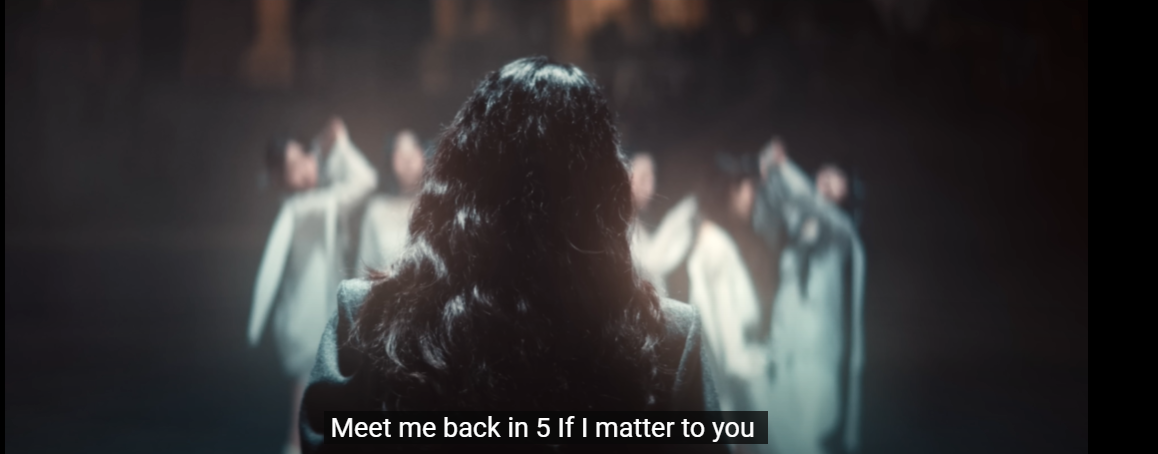 Cupid sẽ lựa chọn &quot;thức tỉnh&quot; và &quot;gặp lại&quot; Psyche theo lời gợi ý của các thiên thần NewJeans hay phải chăng là một lời răn dạy &quot;hãy thức tỉnh&quot; và tiếp tục làm tốt nhiệm vụ của mình đi?