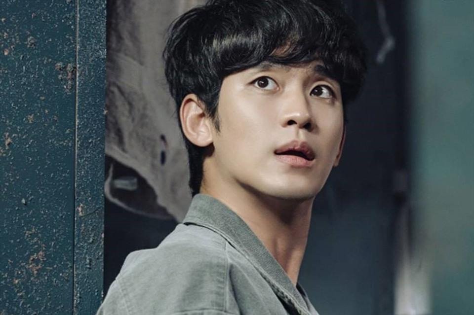 Nhiều khán giả đánh giá đây chính là vai diễn táo bạo nhất trong sự nghiệp của Kim Soo Hyun. Nhiều khán giả đánh giá đây chính là vai diễn táo bạo nhất trong sự nghiệp của Kim Soo Hyun.