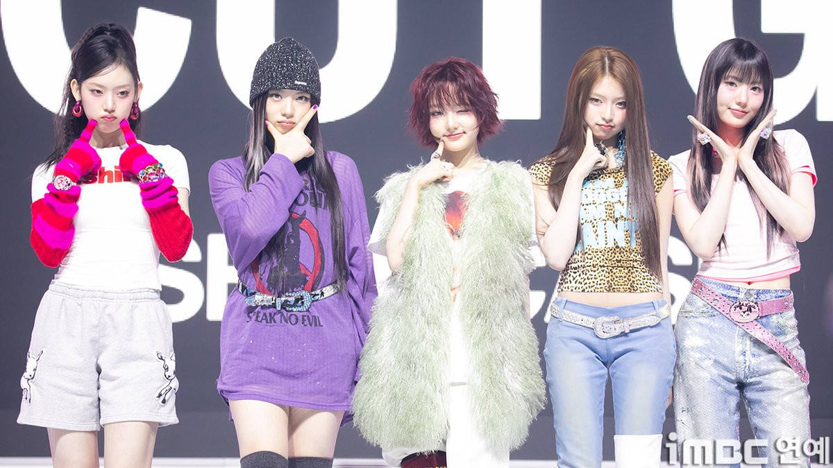 Những phân đoạn rap và vocal xen lẫn cùng phần xử lý chuyên nghiệp "không hề non tay" của những nàng lính mới KiiiKiii đã mang đến cảm giác tươi mới cho BTG. Những phân đoạn rap và vocal xen lẫn cùng phần xử lý chuyên nghiệp "không hề non tay" của những nàng lính mới KiiiKiii đã mang đến cảm giác tươi mới cho BTG.