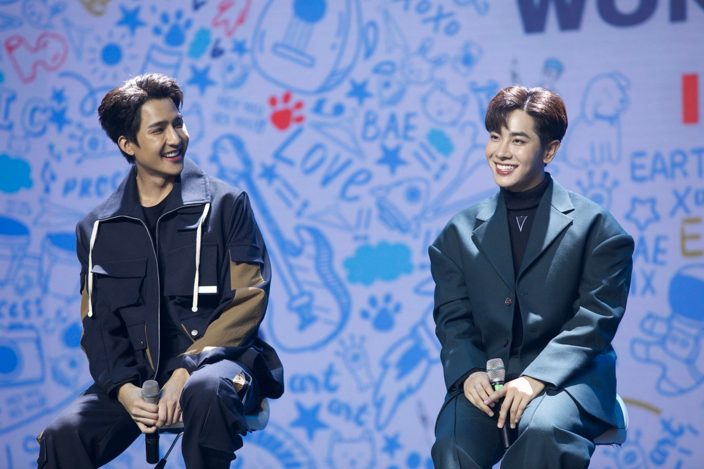 Hiện tại, cộng đồng người hâm mộ EarthMix đã "rục rịch" chuẩn bị tổ chức nhiều project với độ đầu tư "không phải dạng vừa" để chào đón thần tượng của mình quay trở lại Việt Nam. Hiện tại, cộng đồng người hâm mộ EarthMix đã "rục rịch" chuẩn bị tổ chức nhiều project với độ đầu tư "không phải dạng vừa" để chào đón thần tượng của mình quay trở lại Việt Nam.