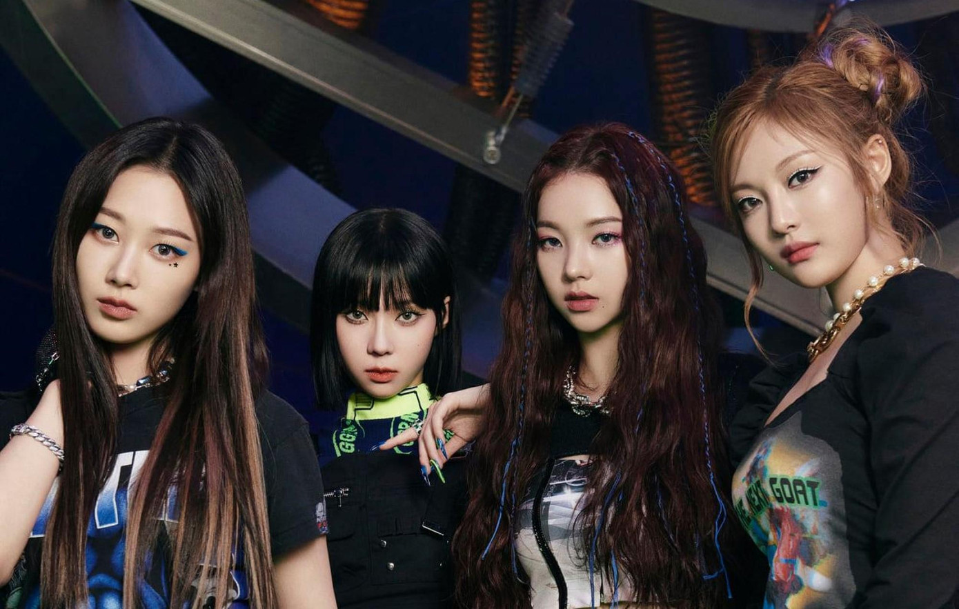 Những âm thanh bạo liệt trong Savage là những “người kể chuyện” vô hình giúp khán giả liên tưởng rõ hơn về một cuộc chiến khốc liệt của aespa với Rắn Đen - Black Mamba. Những âm thanh bạo liệt trong Savage là những “người kể chuyện” vô hình giúp khán giả liên tưởng rõ hơn về một cuộc chiến khốc liệt của aespa với Rắn Đen - Black Mamba.