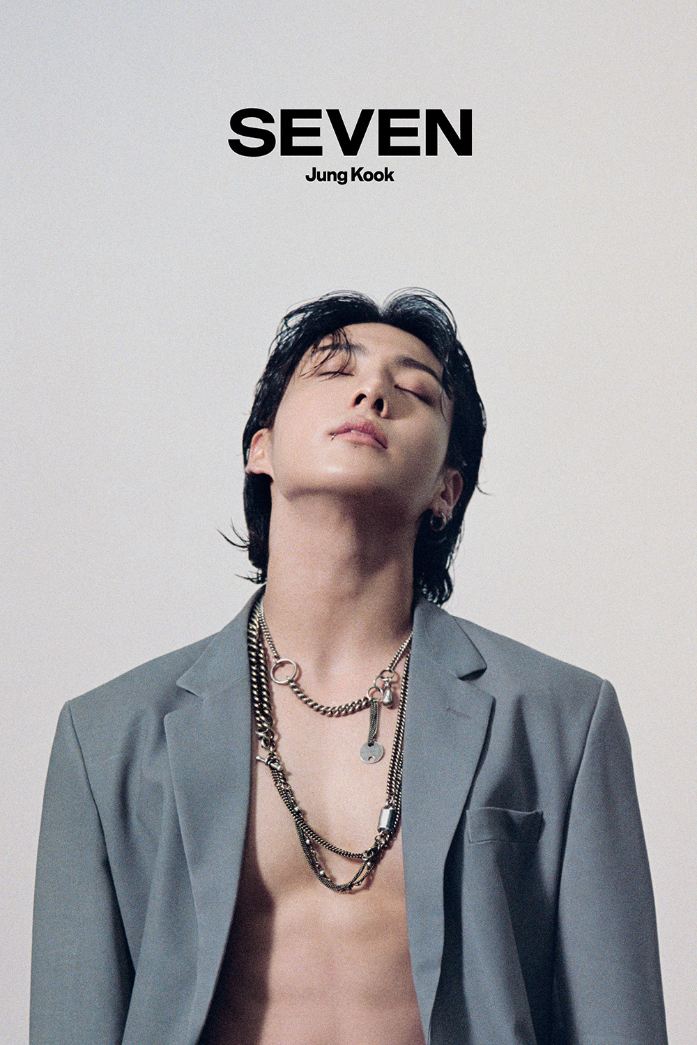 Người hâm mộ tin rằng chính sự thành công bùng nổ của Seven đã khiến bản hit nay dính phải thị phi &quot;từ trên trời rơi xuống&quot;.