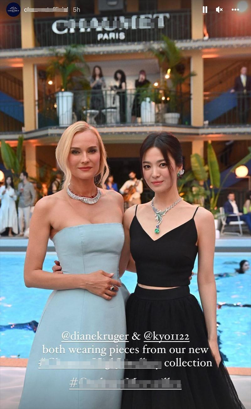 "Đọ sắc" cùng ngôi sao Diane Kruger, Song Hye Kyo vẫn không hề kém cạnh. "Đọ sắc" cùng ngôi sao Diane Kruger, Song Hye Kyo vẫn không hề kém cạnh.
