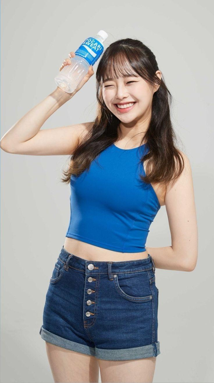 Hơn hết, cộng đồng mạng đang chờ đợi phát ngôn của chính Chuu trước những lùm xùm đang bủa vây sự nghiệp của nữ idol. Hơn hết, cộng đồng mạng đang chờ đợi phát ngôn của chính Chuu trước những lùm xùm đang bủa vây sự nghiệp của nữ idol.