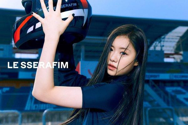 Ngày 2/5, Kim Garam debut cùng LE SSERAFIM theo đúng kế hoạch, bất chấp những tranh cãi vẫn nổ ra ngày một nghiêm trọng. Ngày 2/5, Kim Garam debut cùng LE SSERAFIM theo đúng kế hoạch, bất chấp những tranh cãi vẫn nổ ra ngày một nghiêm trọng.