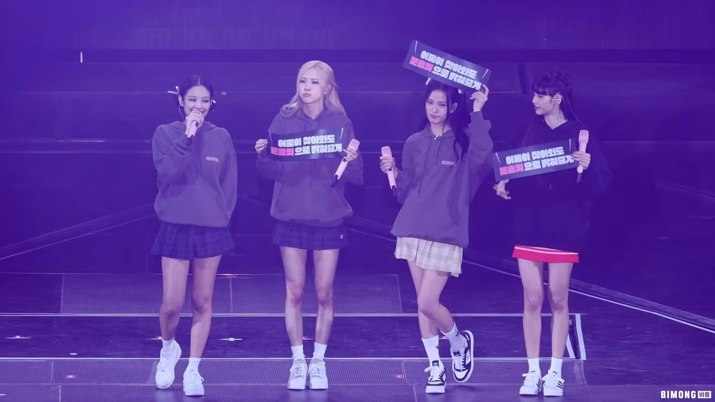 2 đêm diễn với nhiều tiết mục bùng nổ chính là lời tri ân của BLACKPINK dành cho sự chờ đợi của tất cả người hâm mộ. 2 đêm diễn với nhiều tiết mục bùng nổ chính là lời tri ân của BLACKPINK dành cho sự chờ đợi của tất cả người hâm mộ.