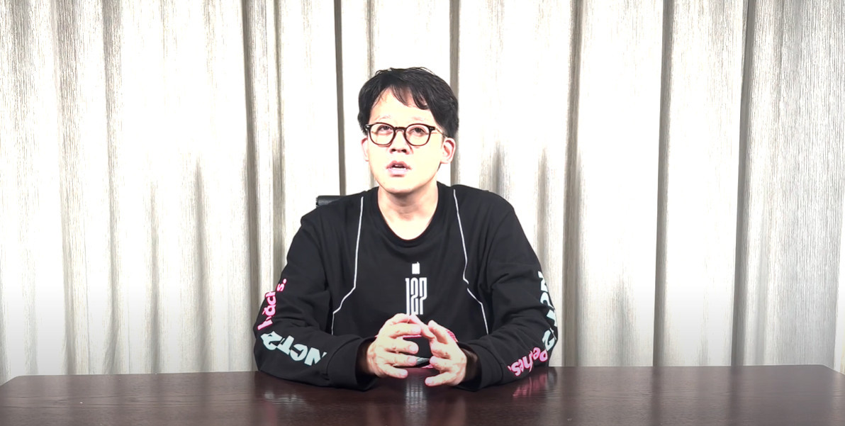 Đoạn video gần 30 phút với nhiều chi tiết được Lee Sung Soo tuyên bố khiến cư dân mạng "sốc không nói nên lời". Đoạn video gần 30 phút với nhiều chi tiết được Lee Sung Soo tuyên bố khiến cư dân mạng "sốc không nói nên lời".