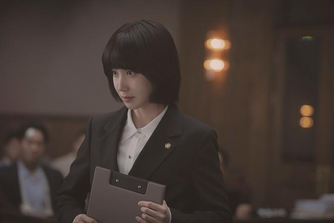 Park Eun Bin đã "hạ cánh" ở vị trí đầu bảng với chỉ số danh tiếng cao kỷ lục 17.304.704 điểm. Park Eun Bin đã "hạ cánh" ở vị trí đầu bảng với chỉ số danh tiếng cao kỷ lục 17.304.704 điểm.