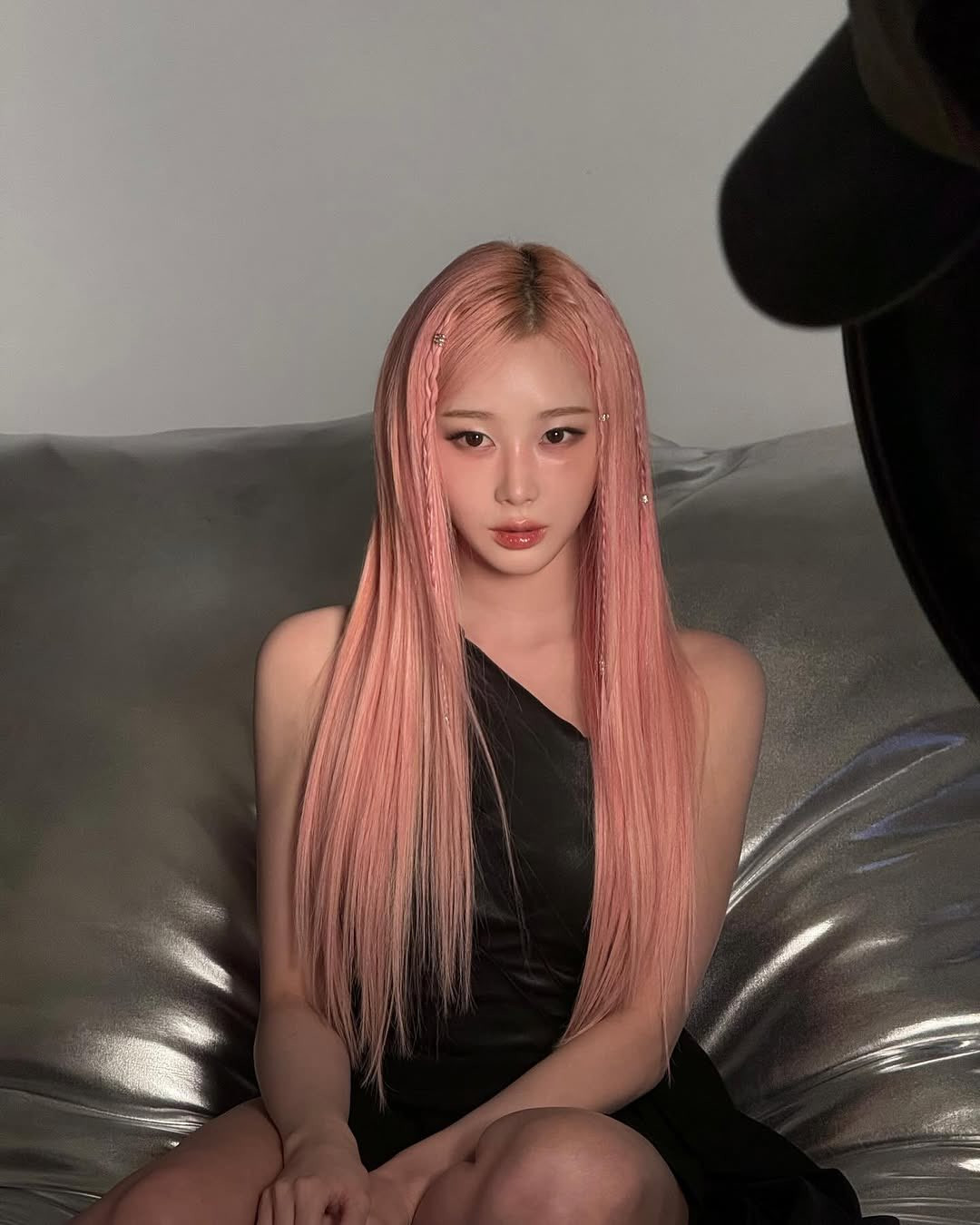 Giselle và nguồn năng lượng "nữ thần" đang là chủ nhân của hàng chục fancam triệu view đang được chia sẻ rần rộ trên các nền tảng mạng xã hội. Giselle và nguồn năng lượng "nữ thần" đang là chủ nhân của hàng chục fancam triệu view đang được chia sẻ rần rộ trên các nền tảng mạng xã hội.