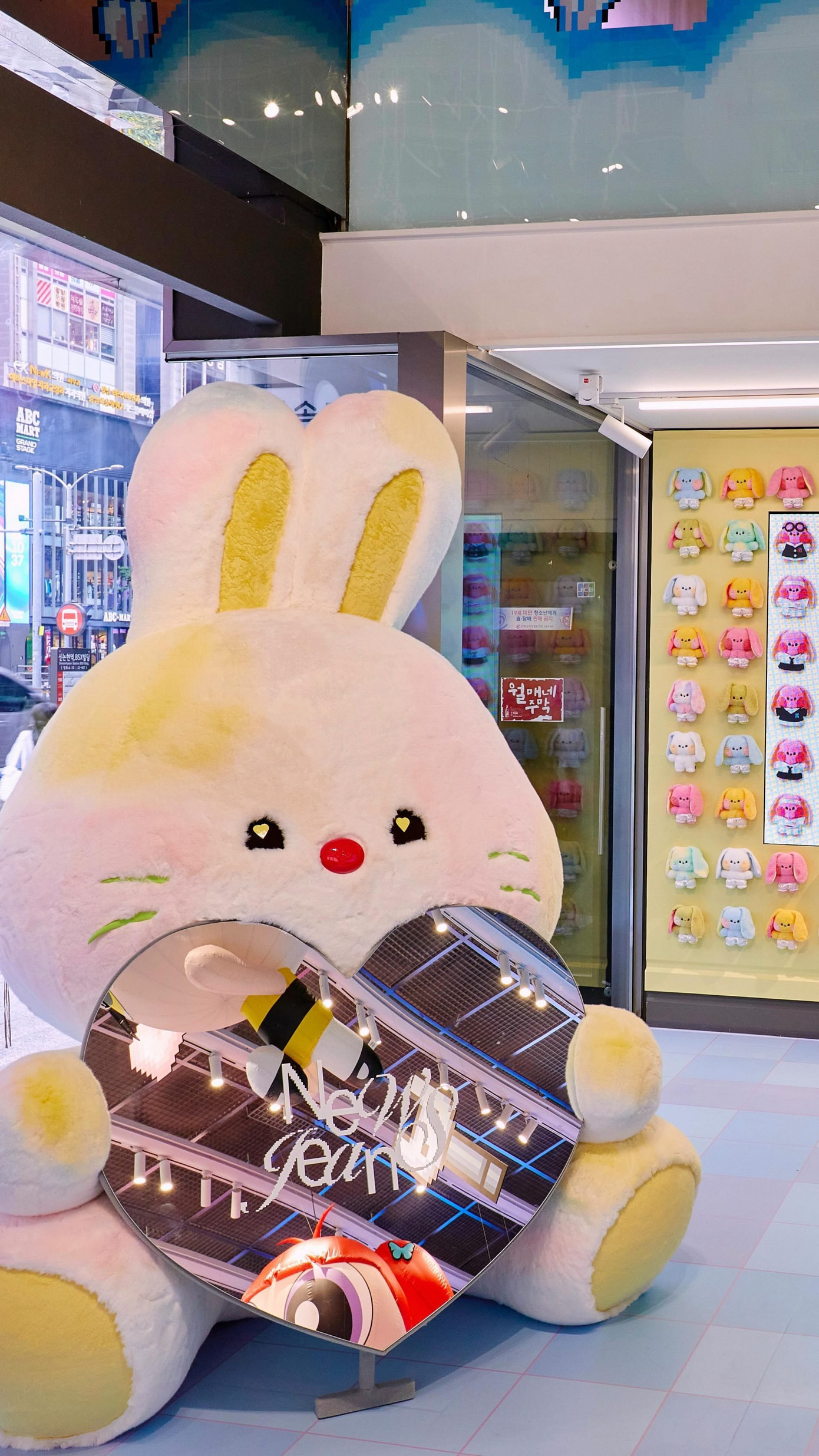 Nguồn: Instagram @store_linefriends Nguồn: Instagram @store_linefriends