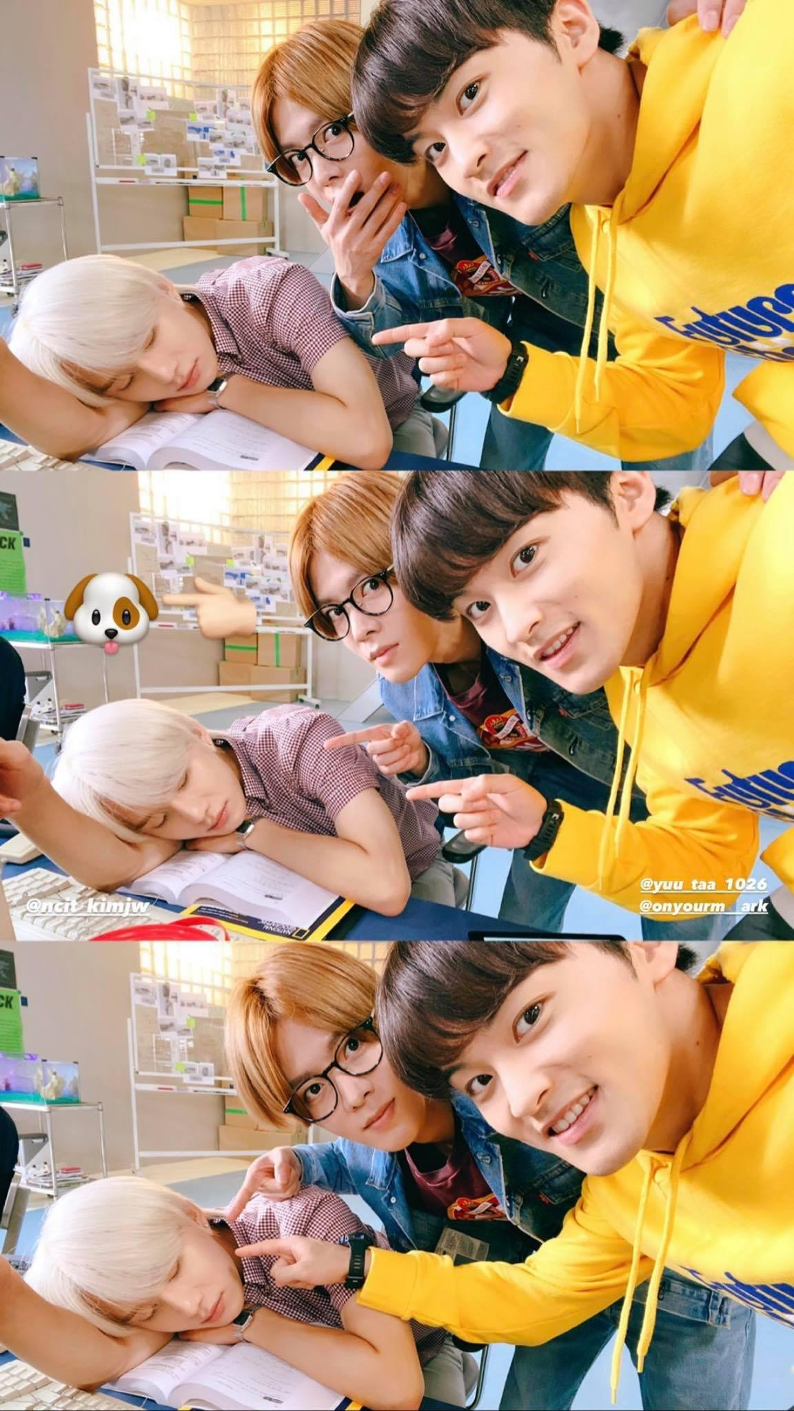 Hóa thành sinh viên "mọt sách" nhưng NCT 127 vẫn không giấu nổi visual trứ danh của mình.