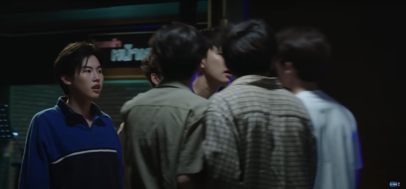 mà còn vì "mối thù truyền kiếp" giũa hai khoa Kỹ thuật và Kiến trúc nơi ngôi trường mà cả hai theo học. mà còn vì "mối thù truyền kiếp" giũa hai khoa Kỹ thuật và Kiến trúc nơi ngôi trường mà cả hai theo học.