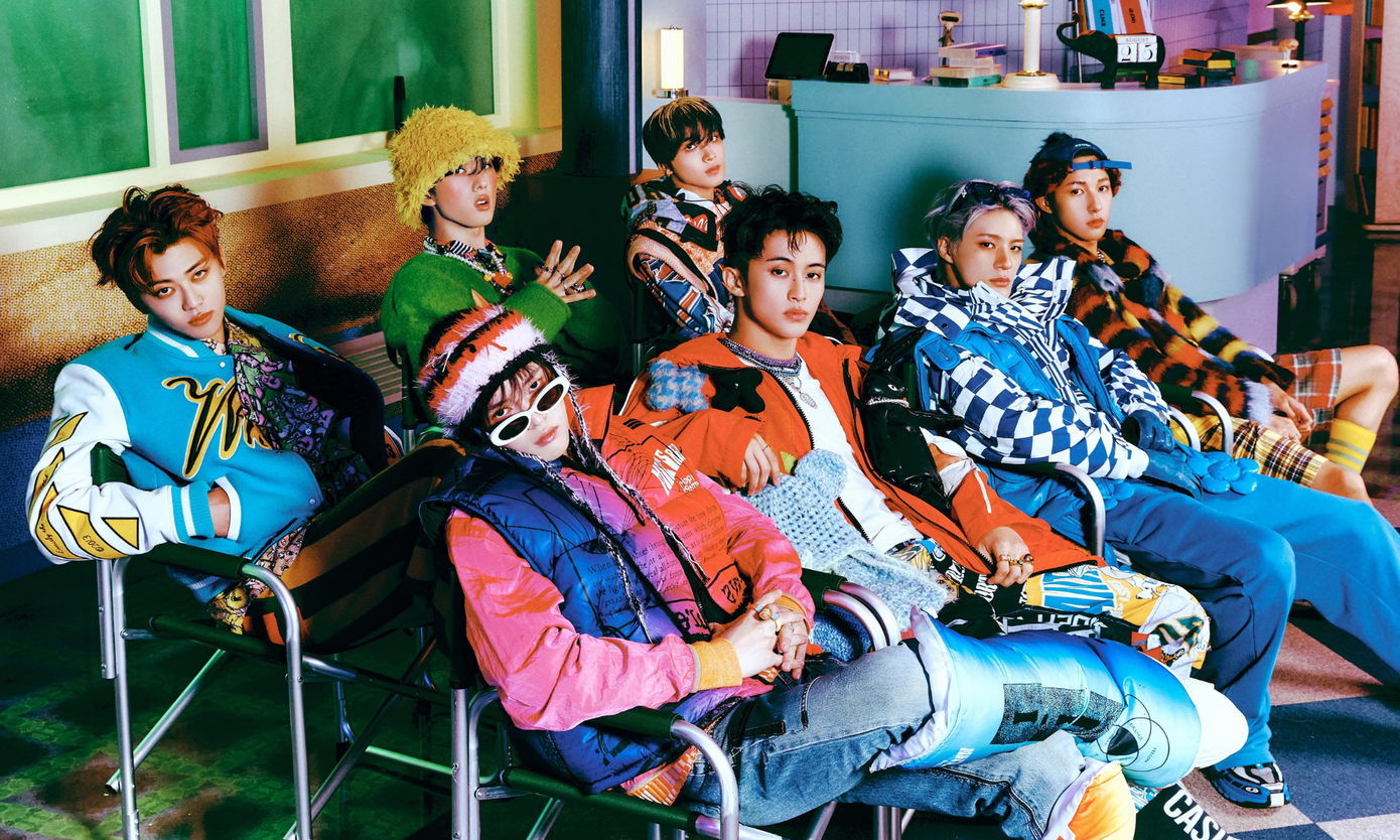 Không chỉ &quot;khuấy đảo&quot; tại quê nhà, NCT DREAM cũng mang ISTJ oanh tạc các thị trường âm nhạc quốc tế.