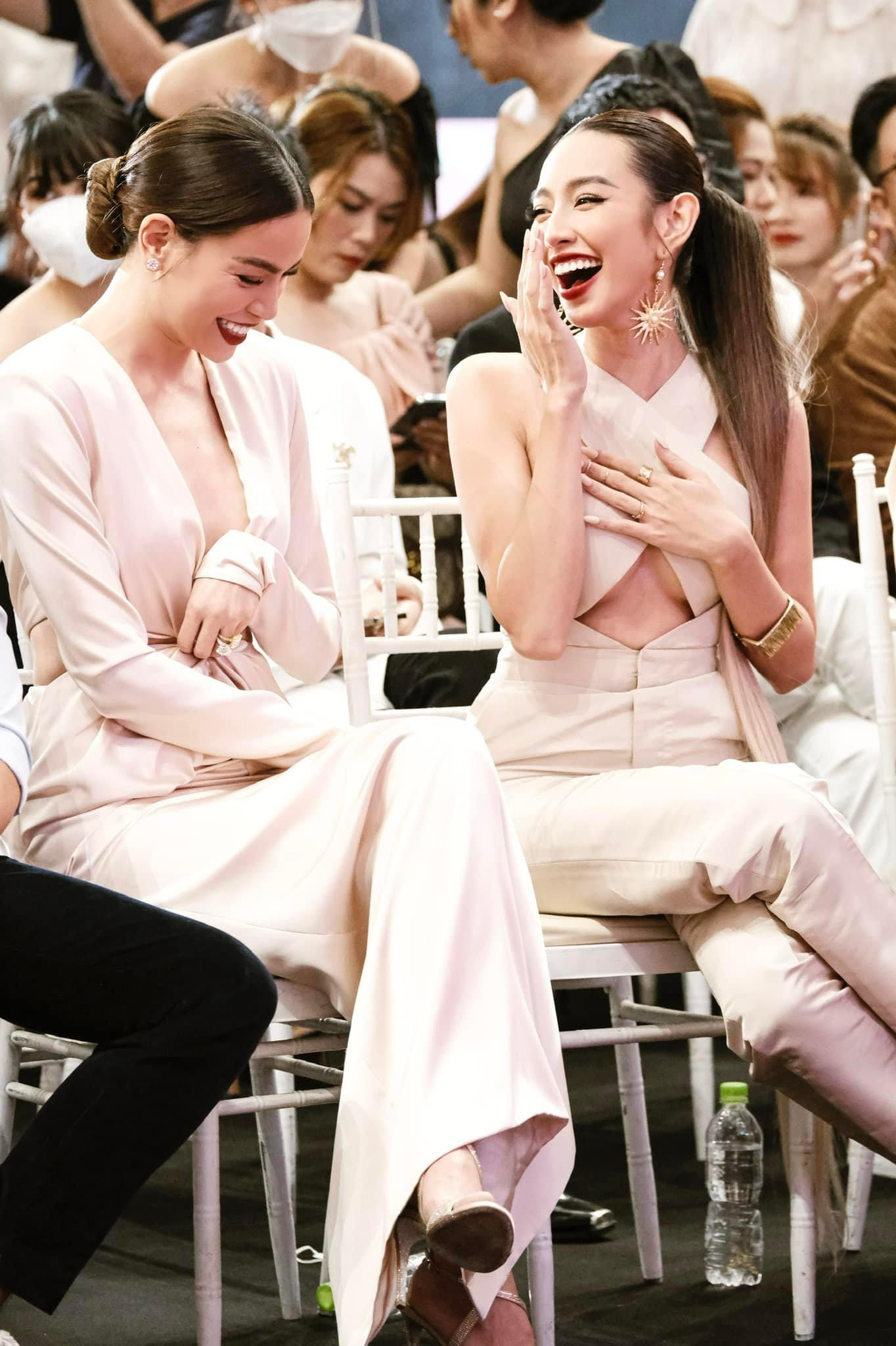 Cả hai có nhiều khoảnh khắc thân thiết.