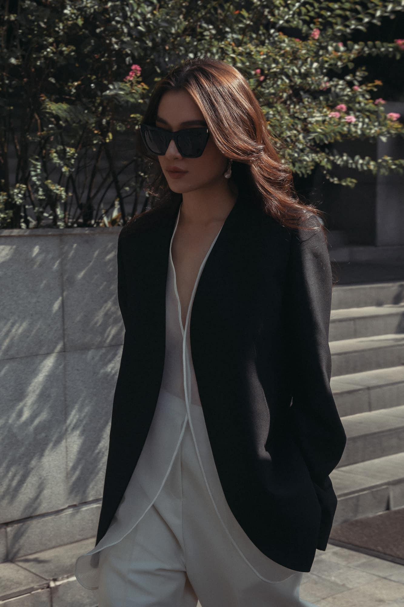 Á hậu Lệ Hằng nam tính với phong cách menswear.