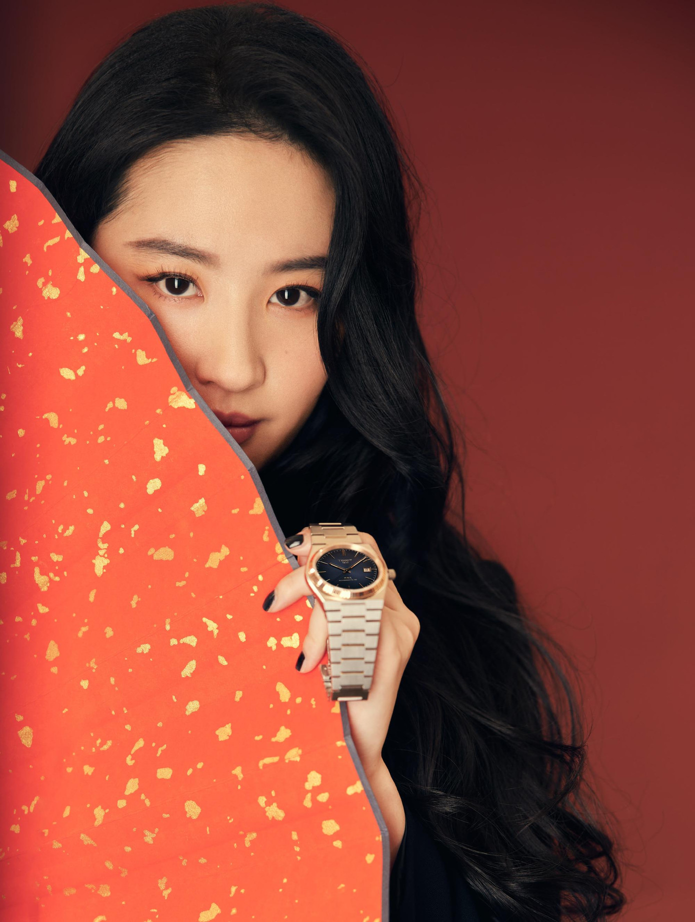 Những năm gần đây, số phim Lưu Diệc Phi tham gia chỉ đếm trên đầu ngón tay. Đáng nói hơn, hầu như tất cả đều là "bom xịt". Diễn xuất của cô bị chê bai "một màu", nhạt nhòa. Ngay cả dự án hợp tác với Disney "Mulan" cũng không thành công như mong đợi.