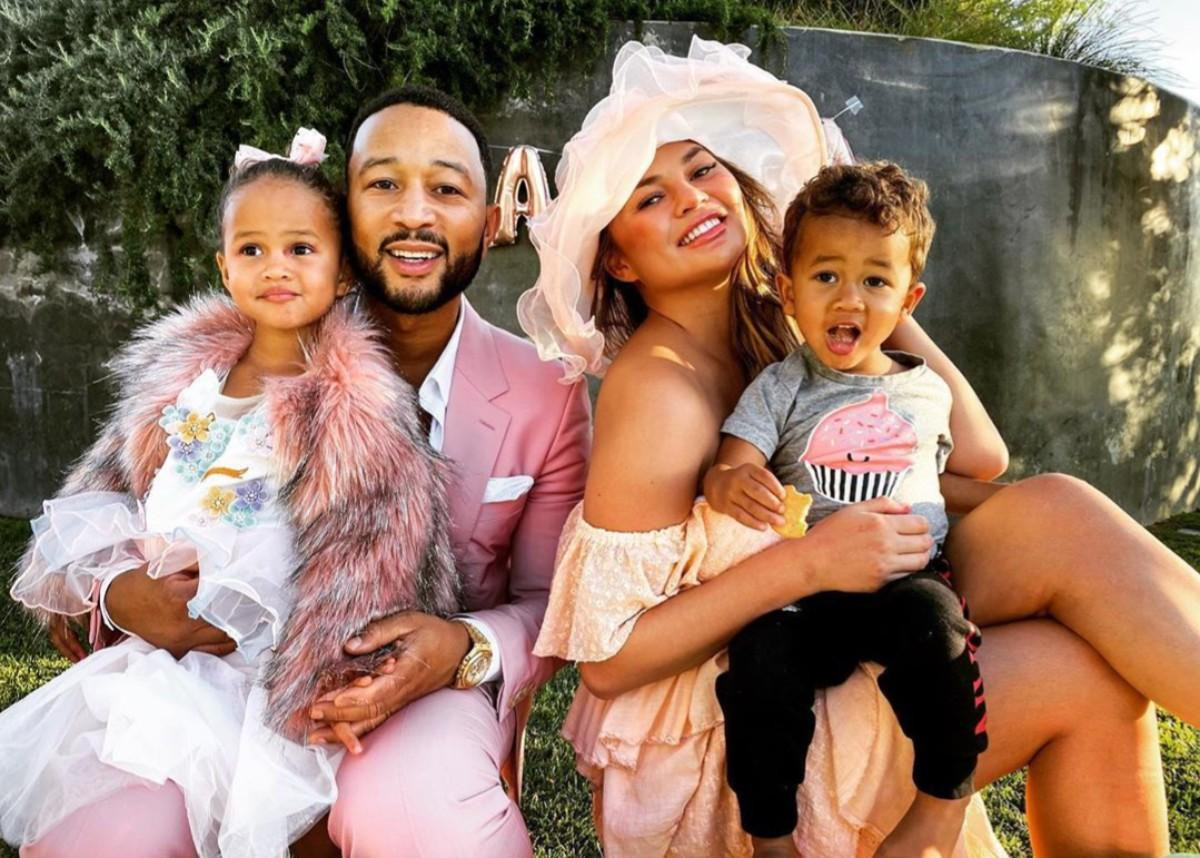 John Legend và Chrissy Teigen là một trong những cặp đôi đáng ngưỡng mộ nhất nhì thế giới.