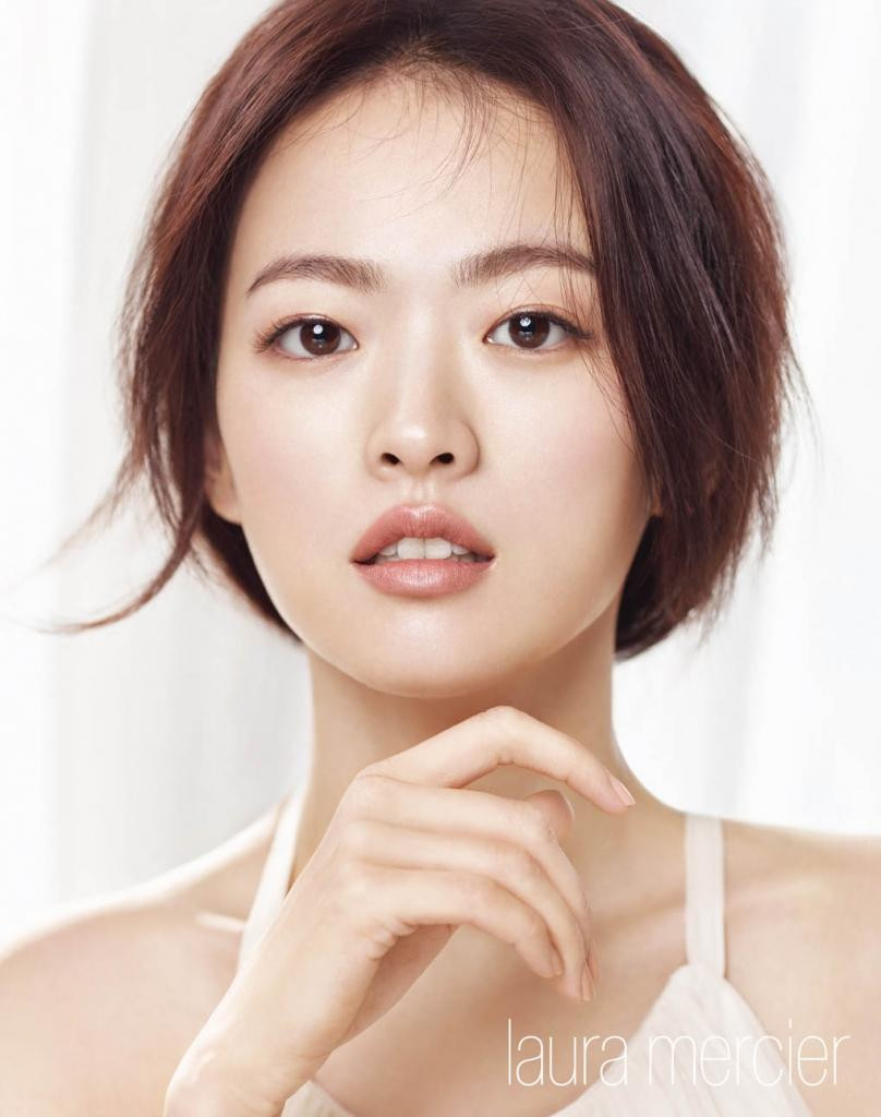 7. Chun Woo Hee (SN 1987) bắt đầu đóng phim từ năm 2004, được nhớ đến qua các bộ phim “The Beauty Inside”, “Love, Lies”, “The Wailing”.... 7. Chun Woo Hee (SN 1987) bắt đầu đóng phim từ năm 2004, được nhớ đến qua các bộ phim “The Beauty Inside”, “Love, Lies”, “The Wailing”....