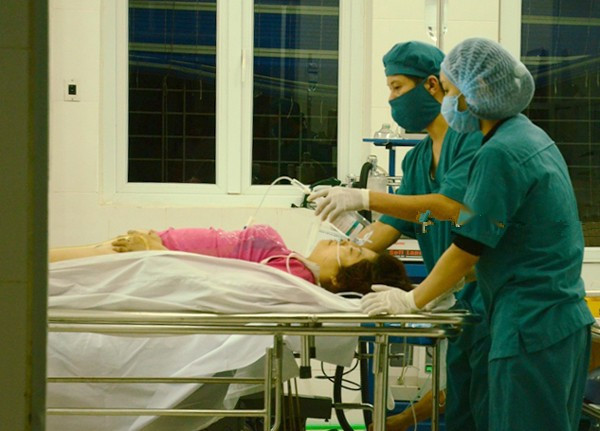 Cấp cứu nạn nhân tại Bệnh viện Đa khoa huyện Bảo Yên